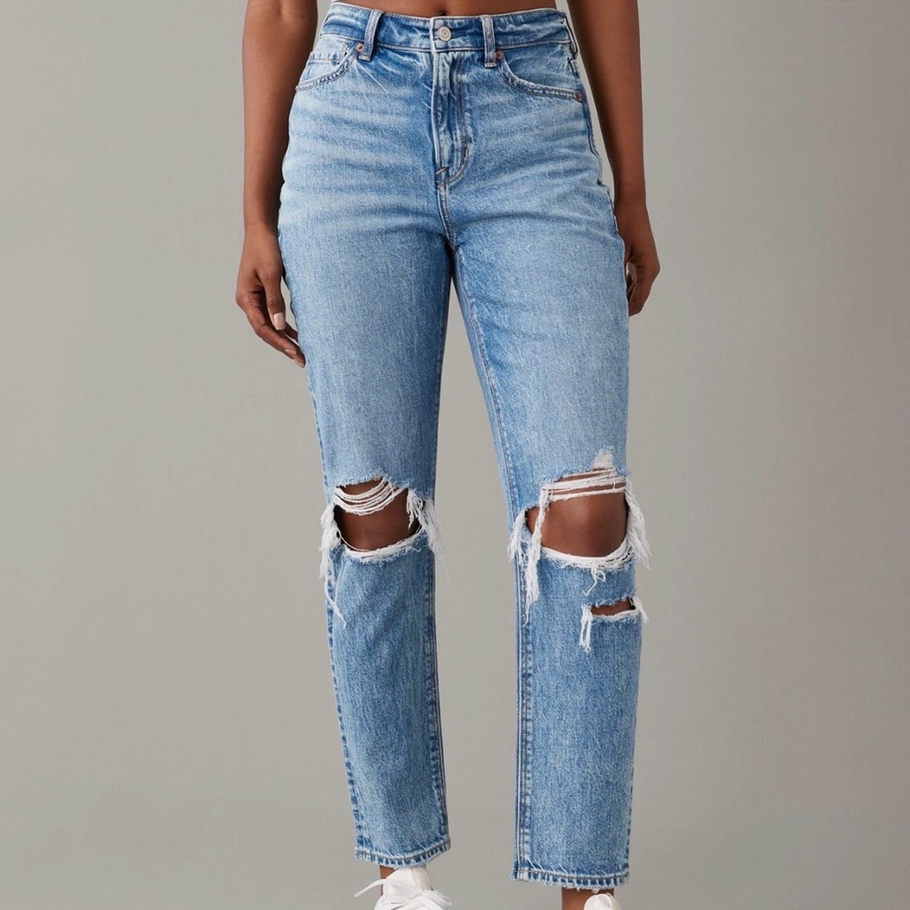 American Eagle Outfitters Light Blue Ripped Straight Leg Jeans